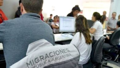 Photo of El Gobierno modificó la ley de Migraciones: habilita cobro en salud y universidades, restringe ciudadanía y endurece deportaciones