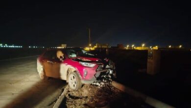 Photo of Un sujeto impactó su rodado contra un poste de alumbrado público en el barrio Las Barrancas