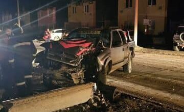 Photo of Perdió el control y chocó contra un poste de luz