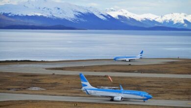 Photo of GOBIERNO AUTORIZÓ A AEROLÍNEAS ARGENTINAS A REALIZAR TODOS LOS VUELOS NECESARIOS PARA MANTENER LA CONECTIVIDAD AÉREA DESDE Y HACIA LA PROVINCIA