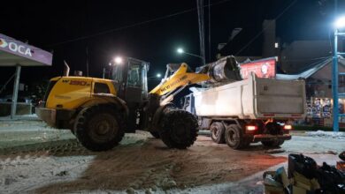 Photo of OPERATIVO INVIERNO CONTINÚAN LOS OPERATIVOS DE LIMPIEZA Y DESPEJE DE NIEVE POR LA CIUDAD