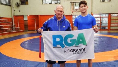 Photo of GRAN PERFORMANCE DE DEPORTISTA FUEGUINO EN EL CAMPO DE ENTRENAMIENTO DE LUCHA OLÍMPICA