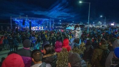 Photo of LOS TEKIS HICIERON BAILAR A VECINOS Y VECINAS EN EL CUMPLEAÑOS DE LA CIUDAD