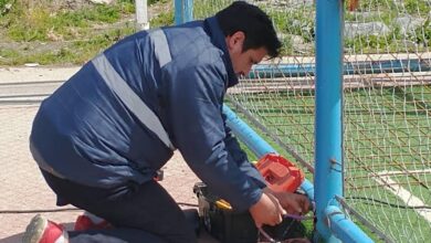 Photo of LA MUNICIPALIDAD DE USHUAIA REPARA EL PLAYÓN ‘NATANAEL RÍOS’