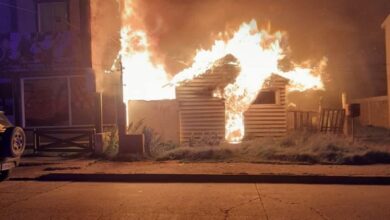 Photo of UN CALEFACTOR HABRÍA ORIGINADO UN FEROZ INCENDIO QUE DESTRUYO DOS VIVIENDAS UBICADAS EN EL MISMO PREDIO.