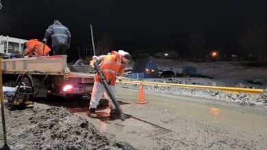 Photo of EN LA ROTONDA DE ANDORRA LA MUNICIPALIDAD REALIZA BACHEOS