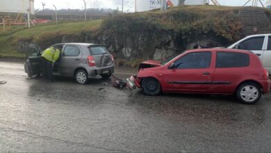 Photo of Accidente frente a la planta Orión en Ushuaia, tres personas resultaron con heridas