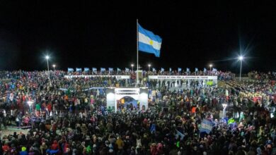 Photo of “NUESTRA VIGILIA ES EL ABRAZO DE TODO EL PUEBLO A LOS HÉROES DE MALVINAS”