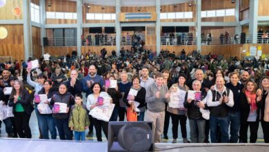 Photo of SE ENTREGARON MÁS DE 1600 TABLETS A VECINOS Y VECINAS DE LA PROVINCIA