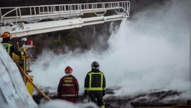 Photo of USHUAIA, INCENDIO EN PLANTA RECICLADORA SE ENCUENTRA SOFOCADO Y CONTROLADO