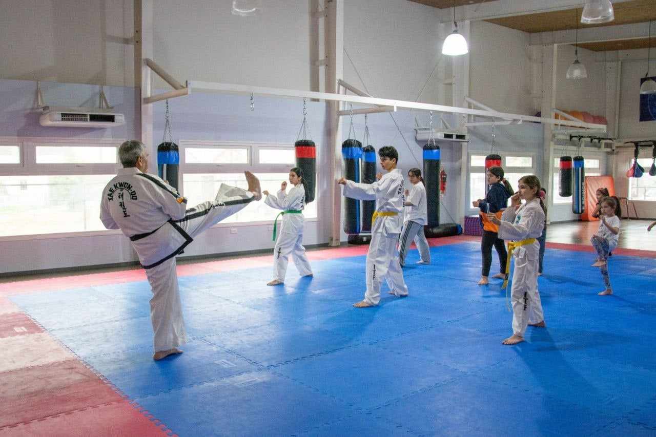 Photo of CON MÁS DE 10.000 INSCRIPTOS COMENZARON LAS ESCUELAS DEPORTIVAS MUNICIPALES DE RÍO GRANDE