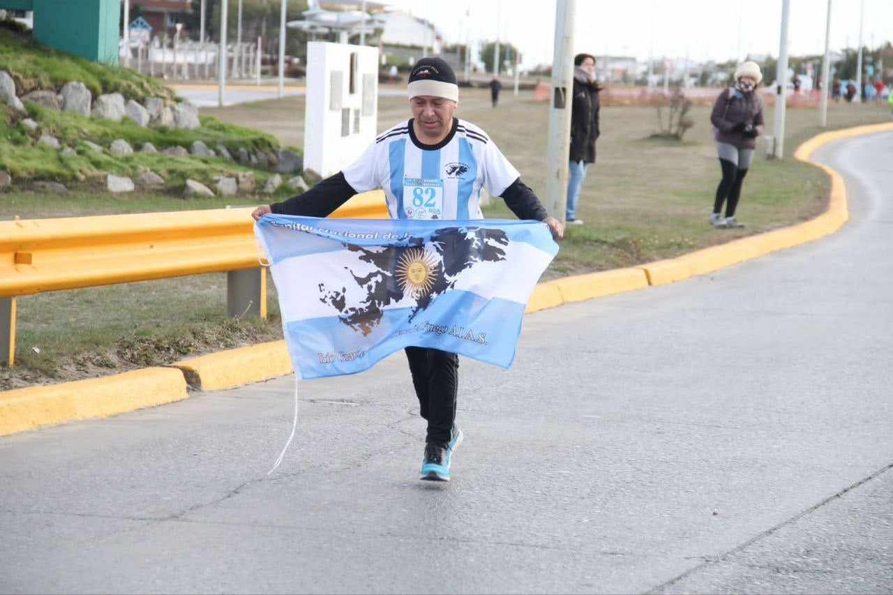 Photo of ABRIERON LAS INSCRIPCIONES PARA LA PRUEBA ATLÉTICA POR MALVINAS Y LA TRAVESÍA ACUÁTICA