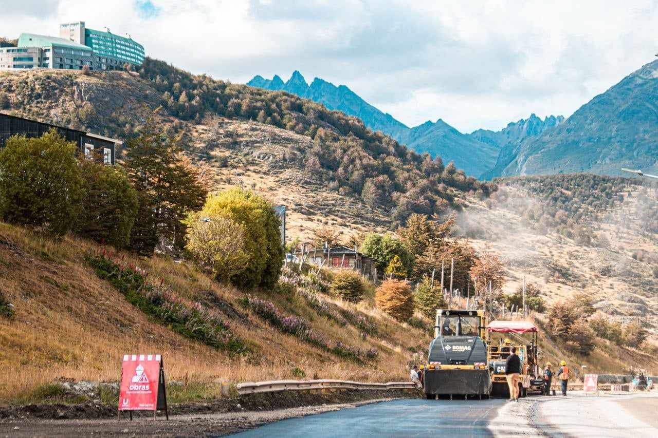 Photo of SE CULMINÓ LA REPAVIMENTACIÓN DE UN SECTOR DE AVENIDA HÉROES DE MALVINAS