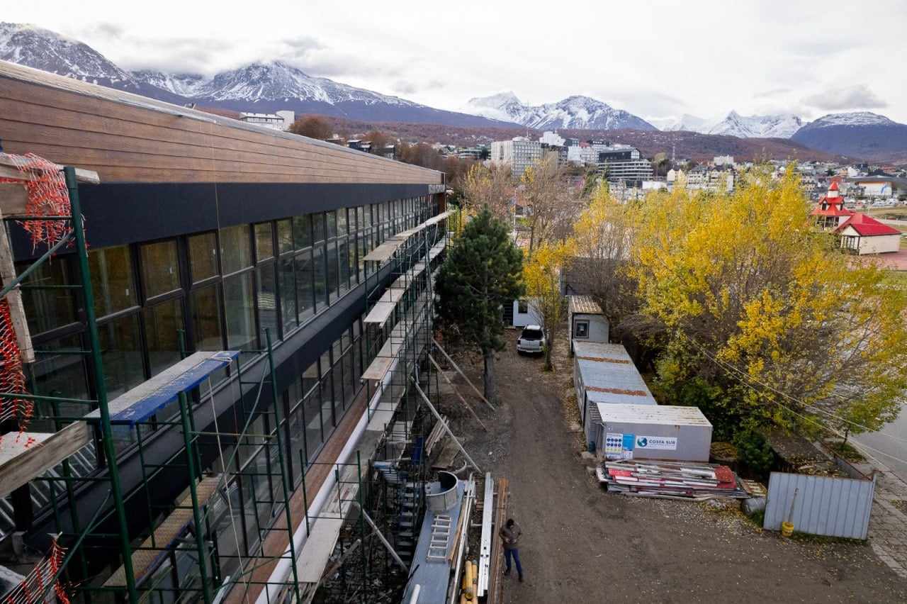 Photo of AMPLIACIÓN DEL HOSPITAL REGIONAL DE USHUAIA: “ESTAMOS TRABAJANDO A UN BUEN RITMO PESE A LA COMPLEJIDAD DE LA OBRA”