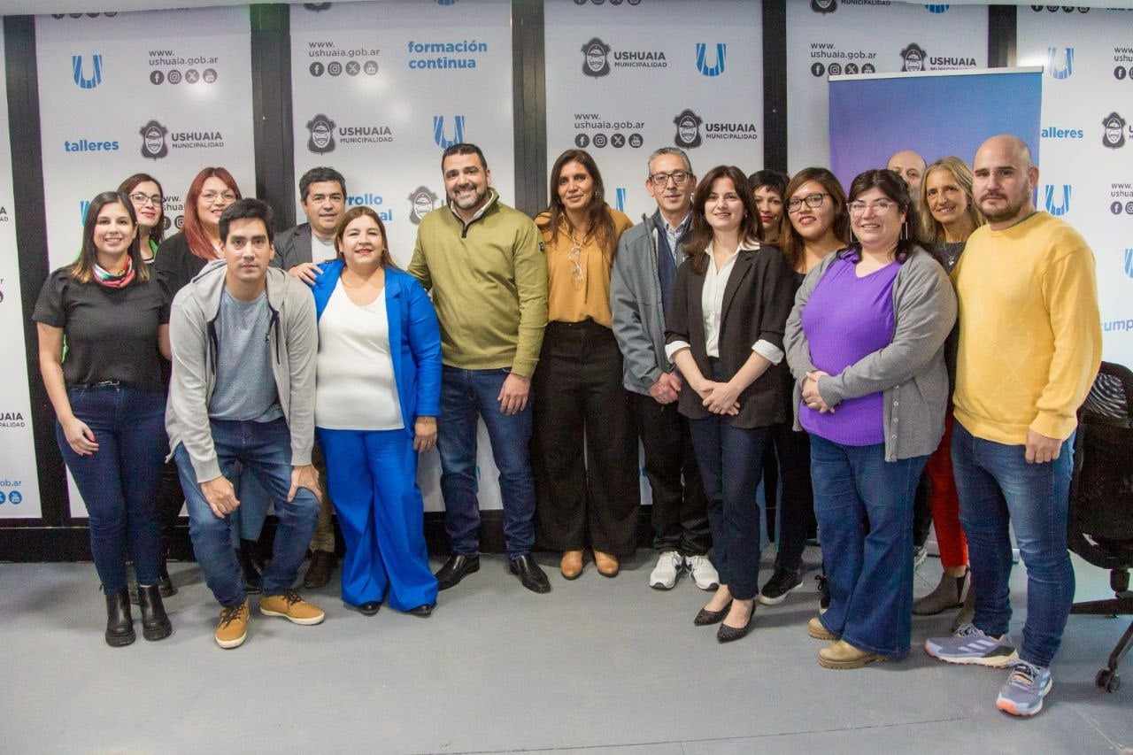 Photo of SE INAUGURÓ LA NUEVA AULA DE CAPACITACIÓN DE LA MUNICIPALIDAD DE USHUAIA