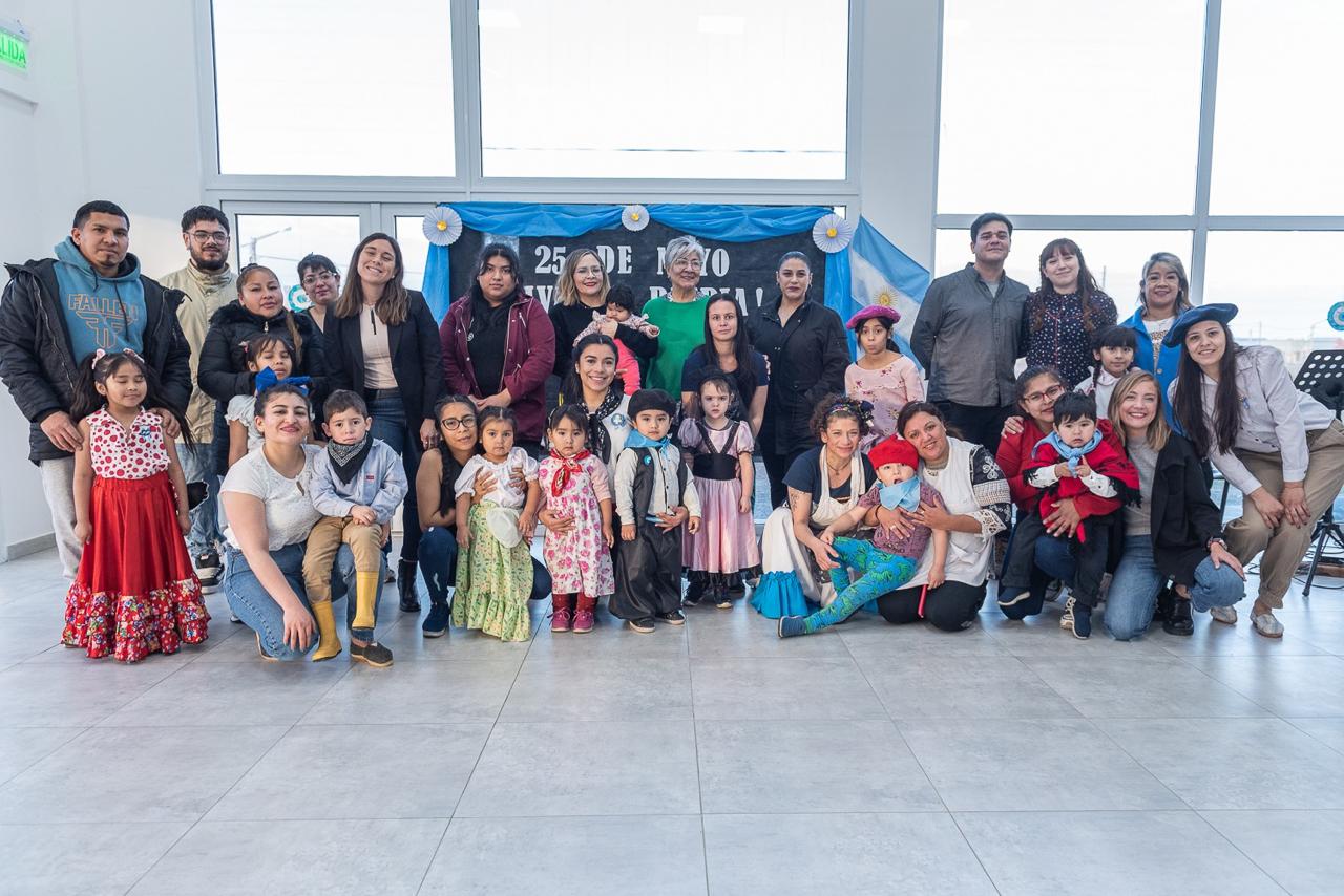 Photo of Infancias riograndenses disfrutaron de los festejos patrios