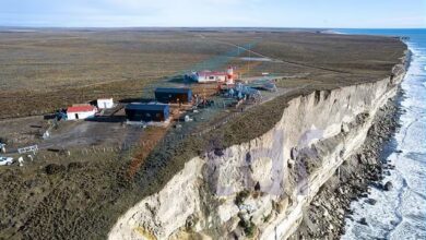 Photo of La Armada reubicará los paneles solares que generan tensión diplomática con Chile en el hito 1