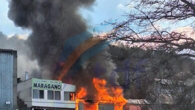 Photo of Quemaban leña para un asado y todo terminó en el incendio de un taller