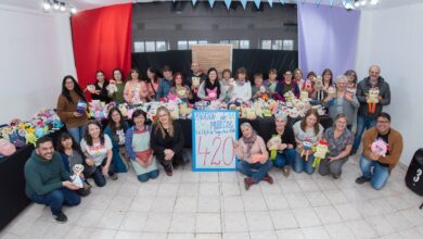 Photo of El Municipio confeccionó 420 muñecos para niños y niñas riograndenses