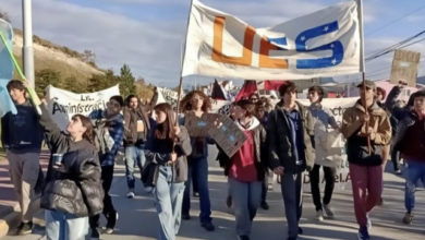 Photo of Convocan a estudiantes secundarios a marchar en reclamo de mejoras edilicias