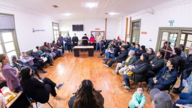 Photo of Municipio y vecinos de zona sur mantuvieron un encuentro para dialogar sobre la obra del Puente Mosconi