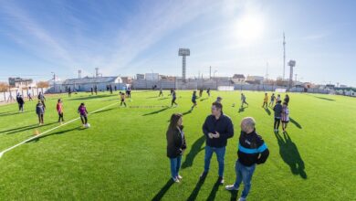 Photo of La cancha municipal de césped sintético es la primera en la Patagonia en ser homologada por la FIFA