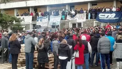 Photo of La Justicia declaró nula la exoneración de Horacio Catena por la violenta toma de Casa de Gobierno