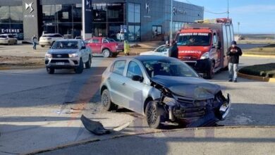 Photo of Violento choque en la bajada de Belgrano dejó a un menor herido