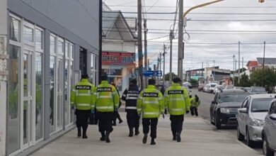 Photo of Se firmó el decreto de aumento salarial para policías y penitenciarios