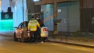 Photo of Dos sujetos detenidos robando cables del parque industrial