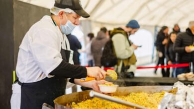 Photo of FUERON ENTREGADAS 15 MIL PORCIONES DE PAELLA EN LOS FESTEJOS POR EL 140° ANIVERSARIO DE USHUAIA