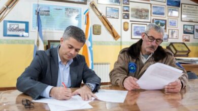 Photo of Gobierno firmó convenio para la reubicación del Registro Provincial de Veteranos de Guerra en Ushuaia