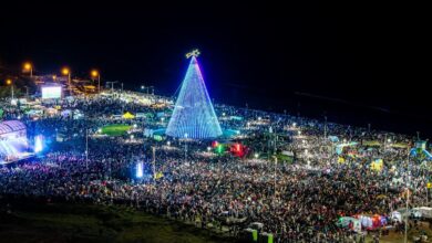 Photo of Una multitud colmó la Fiesta Municipal del Encendido del Arbolito