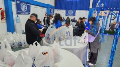 Photo of Comenzó la entrega de cajas navideñas de ATE Río Grande