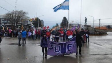 Photo of “Es una falta de consideración cerrar por decreto la mesa paritaria”, indicaron desde SUTEF