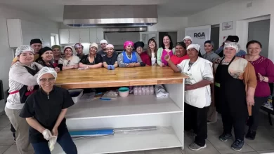 Photo of El Municipio brindó un taller de recetas navideñas saludables a referentas de comedores de la ciudad