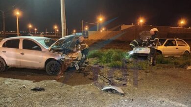 Photo of Importantes daños y heridos en violento choque en la noche de domingo