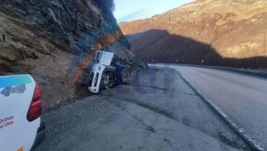 Photo of Despiste y vuelco de una camioneta en la zona del Paso Garibaldi