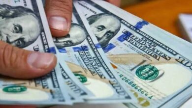 Photo of El BCRA analiza medidas para impulsar los pagos en dólares y en cuotas con tarjetas