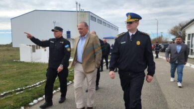 Photo of Sergio Berni visitó la Escuela de Policía de Río Grande y destacó el trabajo de la fuerza fueguina
