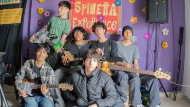Photo of Juventudes disfrutaron del “Spinetta Day” en el Espacio Joven zona sur