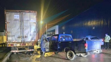 Photo of ​ Conductor alcoholizado estrelló su camioneta contra un acoplado estacionado 